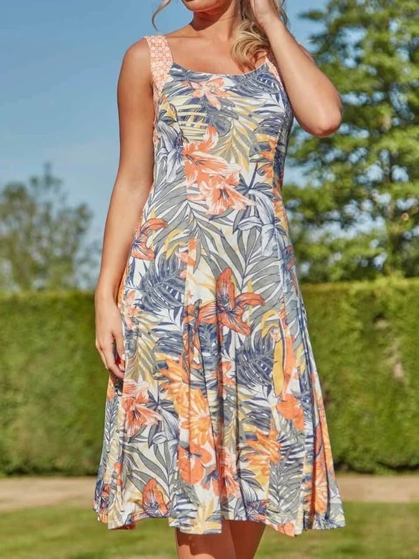 JustFashionNow Avis