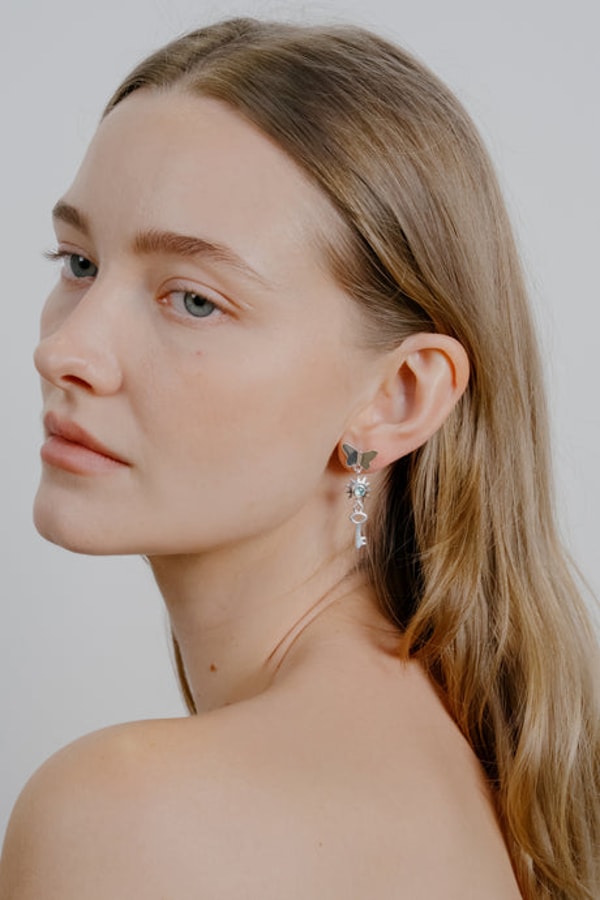 Kara Yoo Jewelry Alice Earrings Review