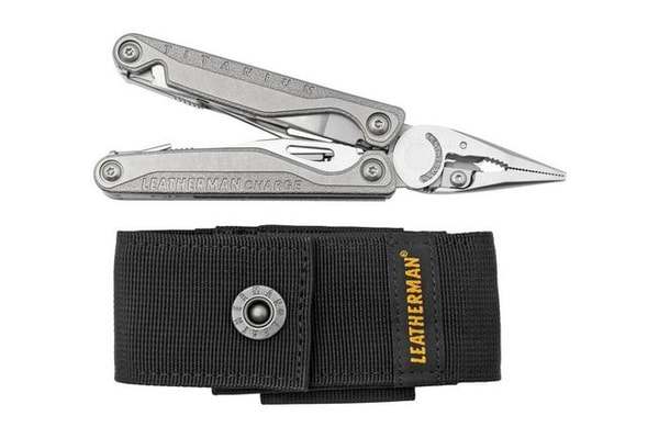 Knivesandtools Leatherman Charge Plus TTi Avis
