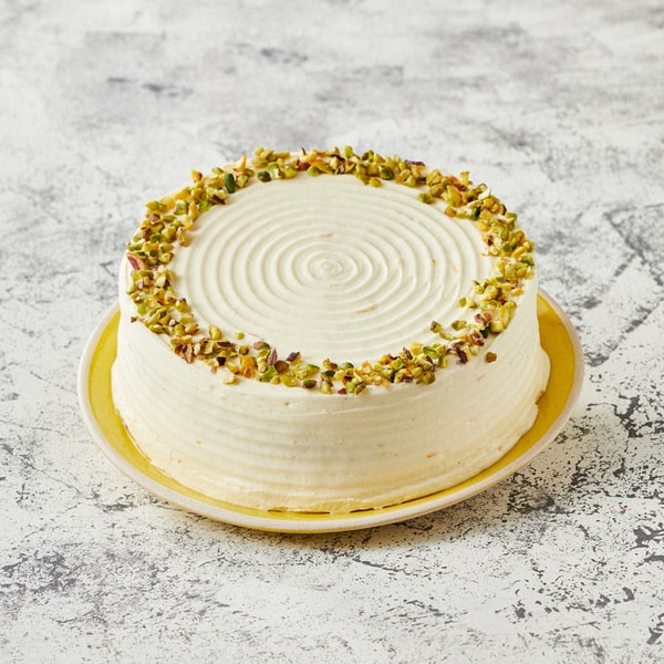 Konditor Carrot & Pistachio Cake Review