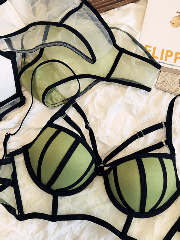 Kyria Lingerie Review