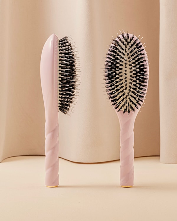 La Bonne Brosse N.02 The Care & Detangling HairBrush Review
