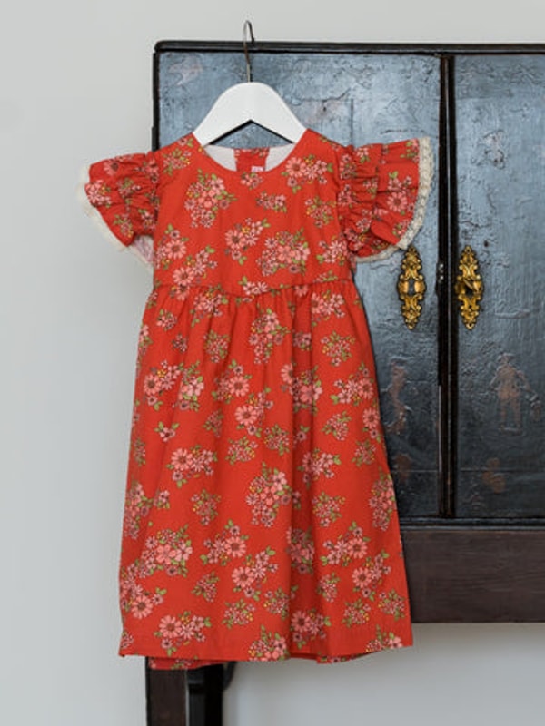 La Coqueta Red Floral Elsie Girl Empire Dress Review