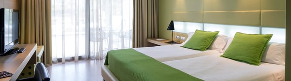 La Finca Resort Deluxe Room Review