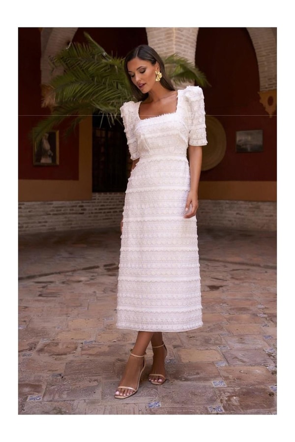 La flor de loto boutique Vestido Evase Bordado Rese&ntilde;a