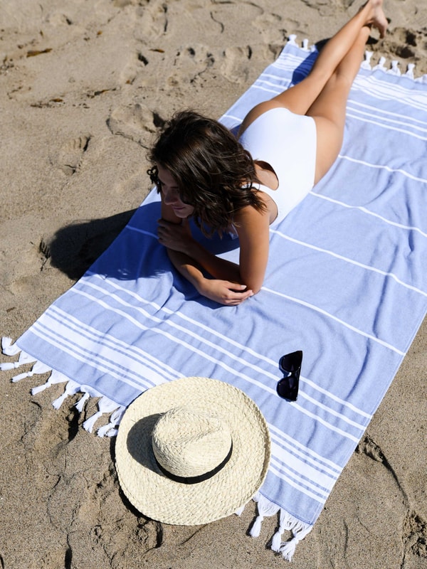 Laguna Beach Textile Company Azul Classic Turkish Towel Review