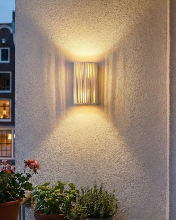 Over Lampeetlumiere