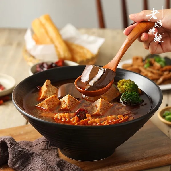 Laoma Noodle 麻辣鴨血鍋底 评测