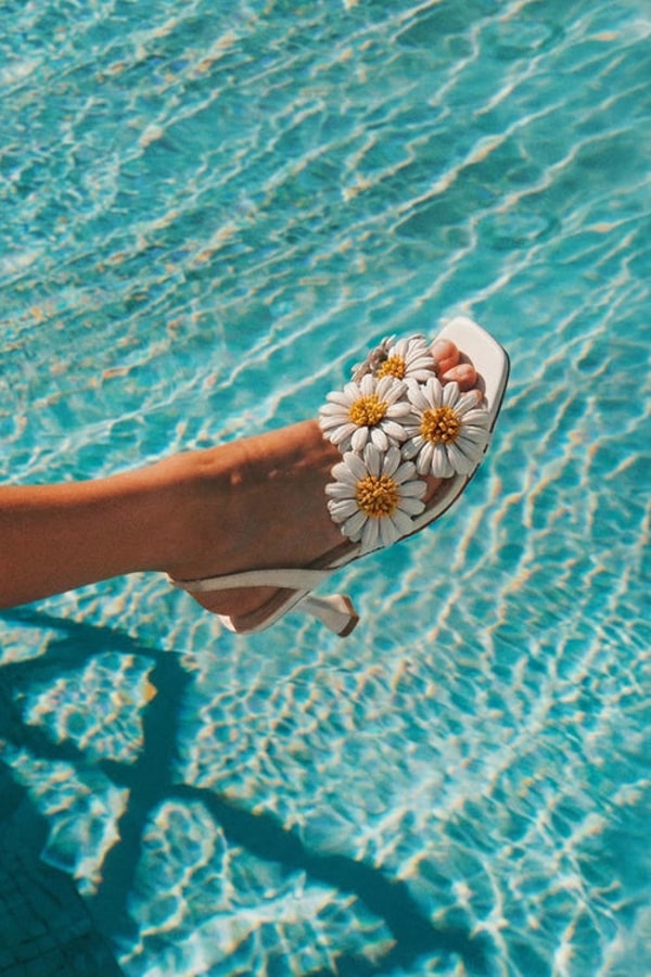 Larroude Fiore Sandal Ivory Review