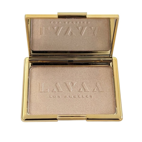 Lavaa Beauty Grand Glow Illuminator Reviews