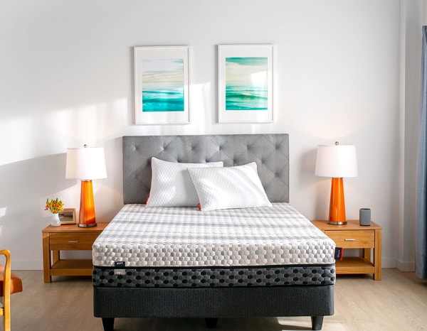 Layla Hybrid vs Memory Foam Mattresses