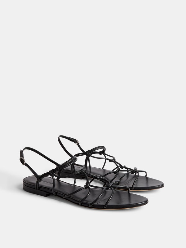 Le Monde B&eacute;ryl Grace Sandal Black Leather Review
