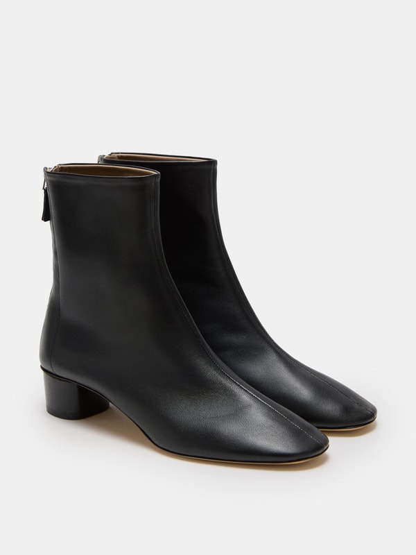 Le Monde B&eacute;ryl Carole Luna Boot Review