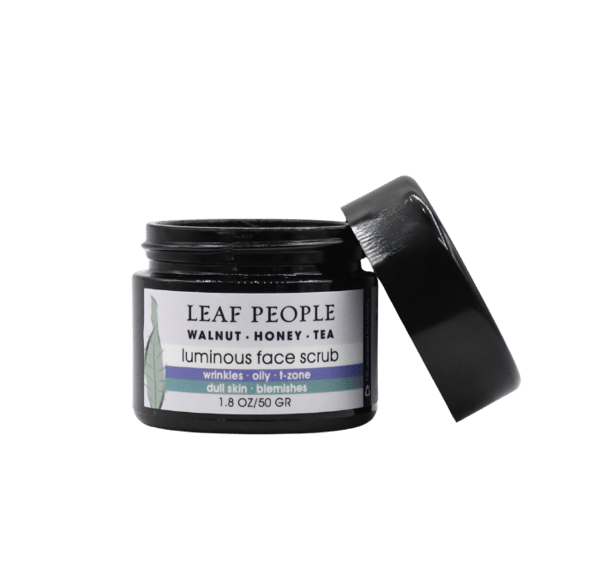 Leaf People Walnut Honey Tea Luminous Face Scrub Review
