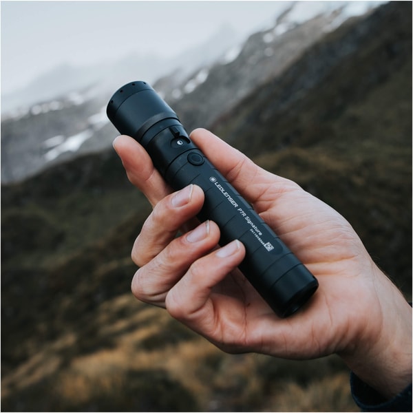 Ledlenser P7R Signature Review