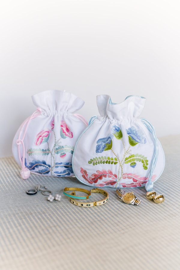 Lenora Carnation Jewelry Pouch Review