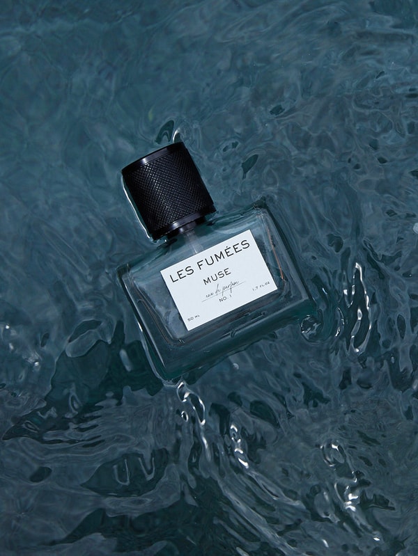 Les Fum&eacute;es No 1 Muse Review
