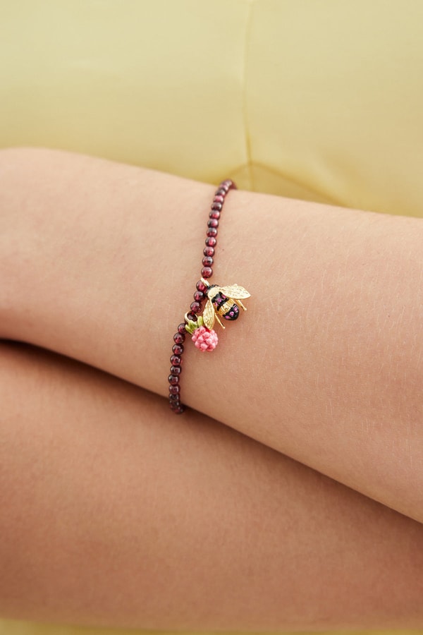 Les N&eacute;r&eacute;ides Reconstituted Garnet Bead Bracelet Review