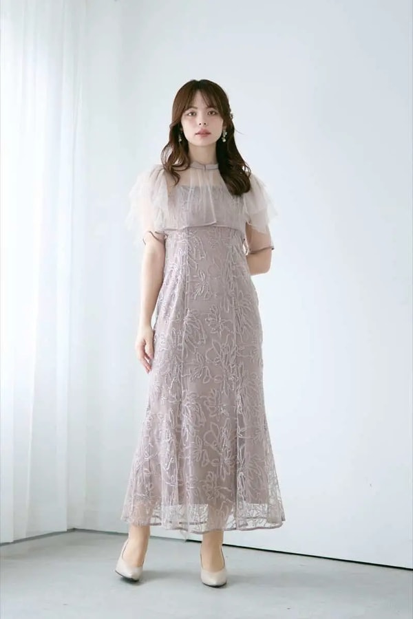 Liliargeグレージュのフラワーレースセットドレス レビュー