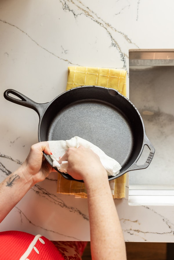About Lodge Cast Iron