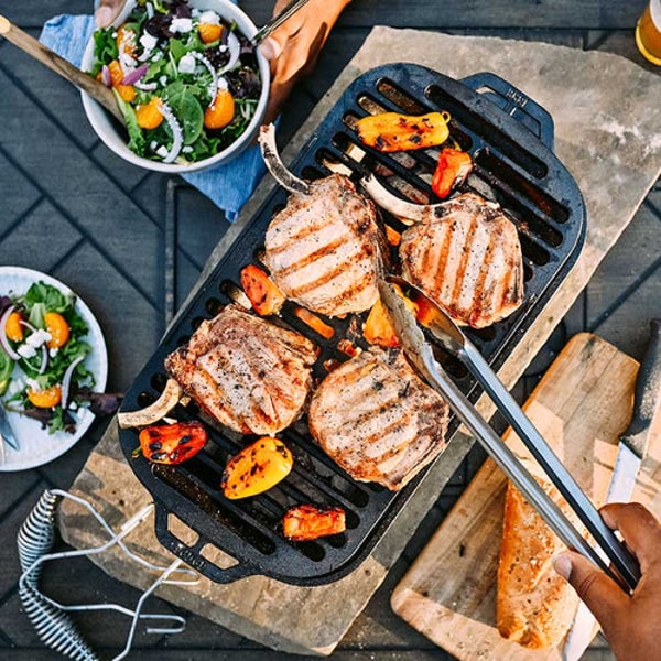 Lodge Cast Iron Sportsman&rsquo;s Pro Cast Iron Grill Review