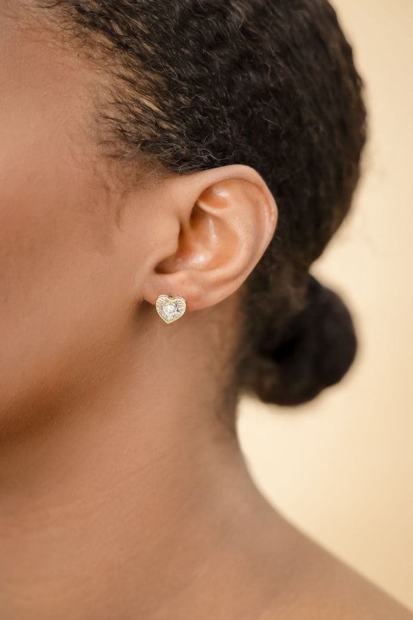 Lola Ade Flutter Heart Stud Earrings Review