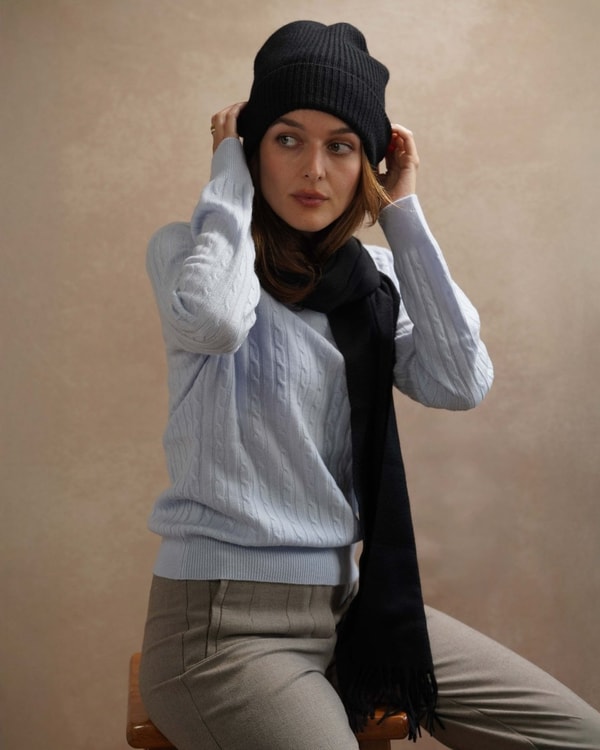 Lona Scott Pure Lambswool Plain Scarf review