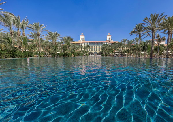 Lopesan Costa Meloneras Resort Reviews