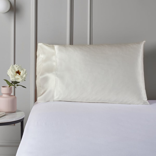 Lorraine Lea Silk Pillowcase Review