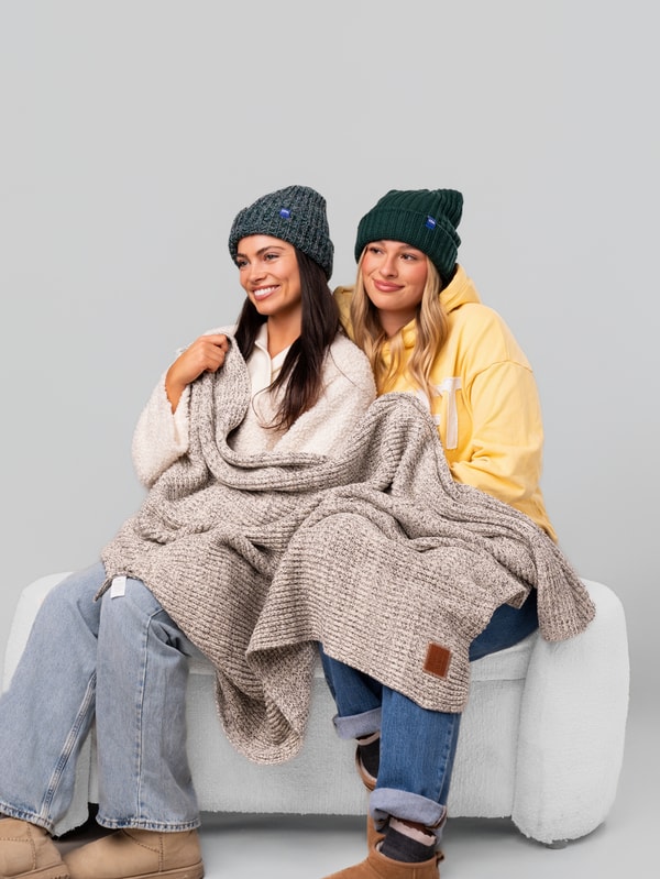 Love Your Melon Black Speckled Blanket Review