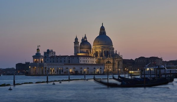 Luxury Camp Recensione