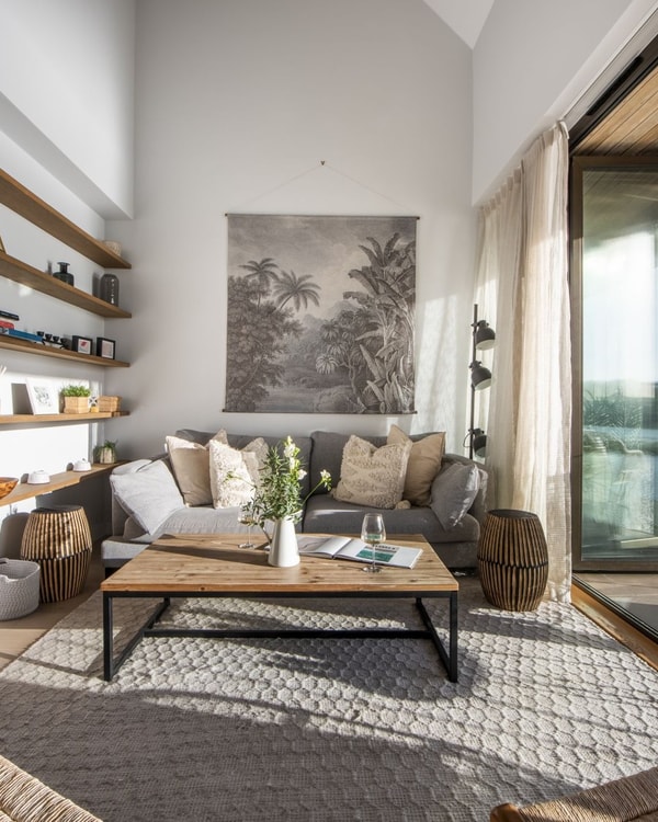 About Luxury Coastal Holiday Rentals