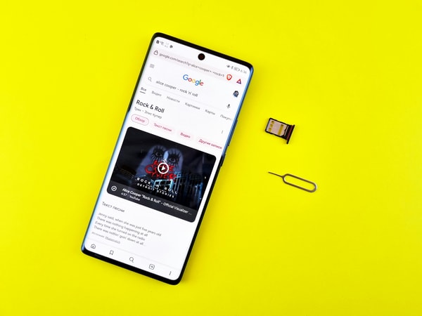 Lyca Mobile: Your World, Connected