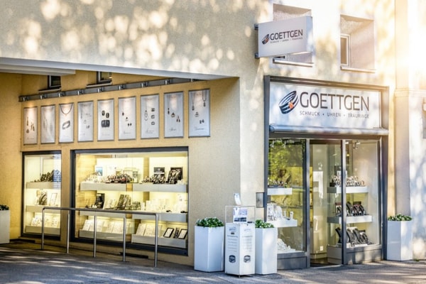 &Uuml;berblick zu GOETTGEN - Traditioneller Schmuck aus Berchtesgaden