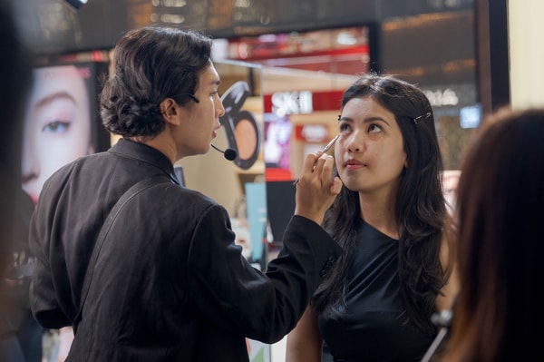 Pr&eacute;sentation de MAC Cosmetics en France