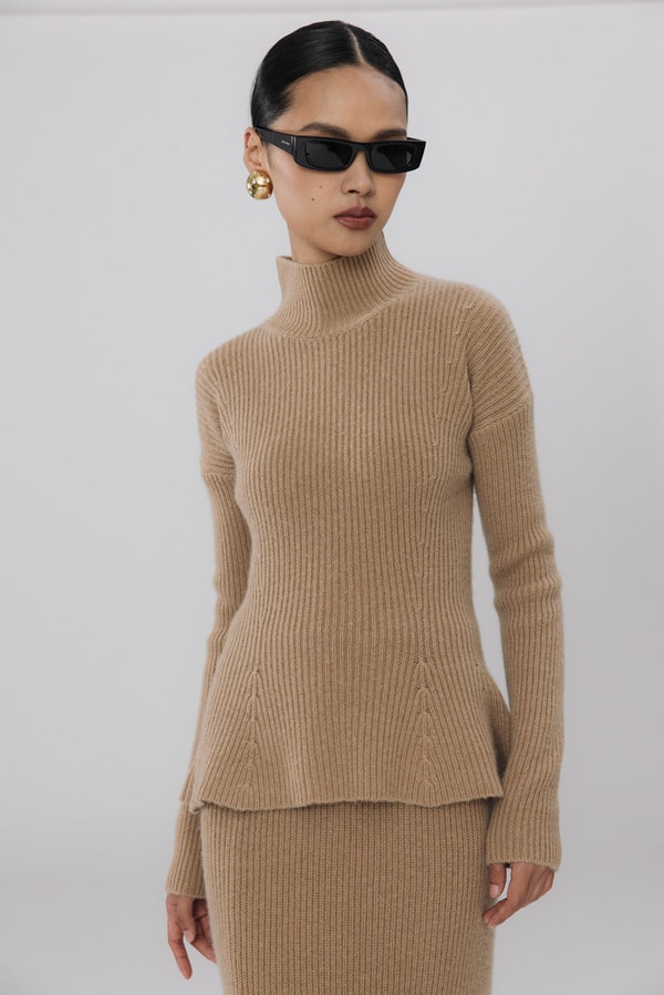 A Color-Driven Approach to Modern Cashmere
