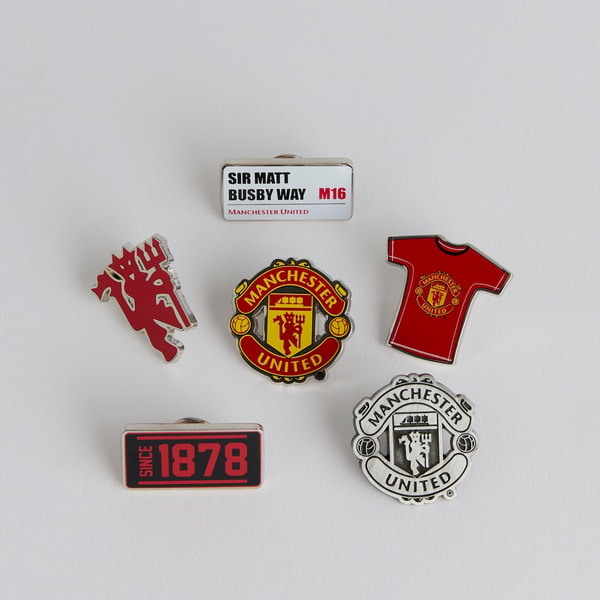 Manchester United Store Badge Set Review