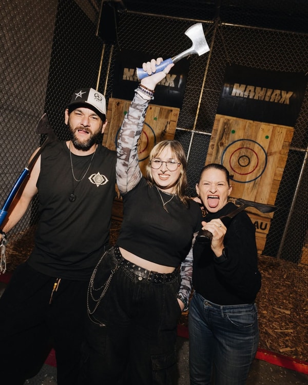 About MANIAX