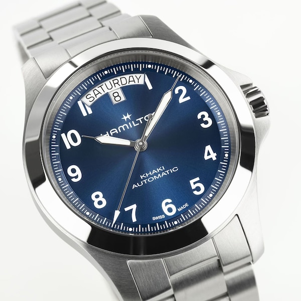 Mappin and Webb Hamilton Khaki Field King Day-Date 40mm Mens Watch Blue Review