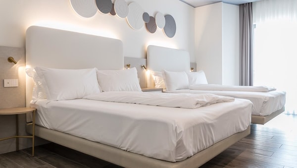 Mediterranee Family Hotel Junior Suite Deluxe con vista mare parziale Recensioni