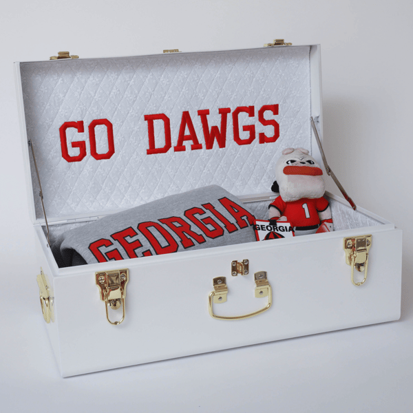 Memorize Trunks School/Graduate Keepsake Trunk Review