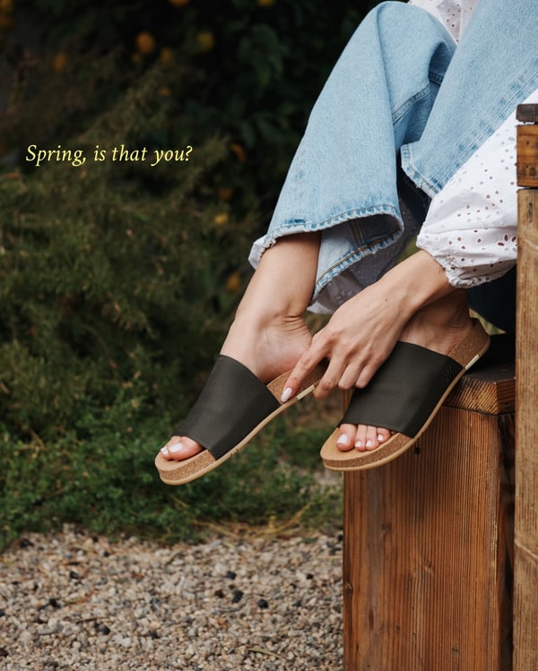 About MESSAGE Footwear