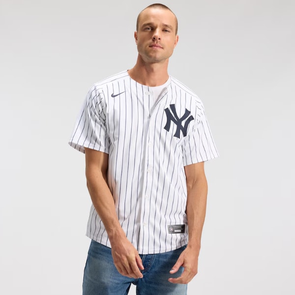 MLB Shop Men's New York Yankees Aaron Judge Nike White Home Limited Player Jersey Reviews