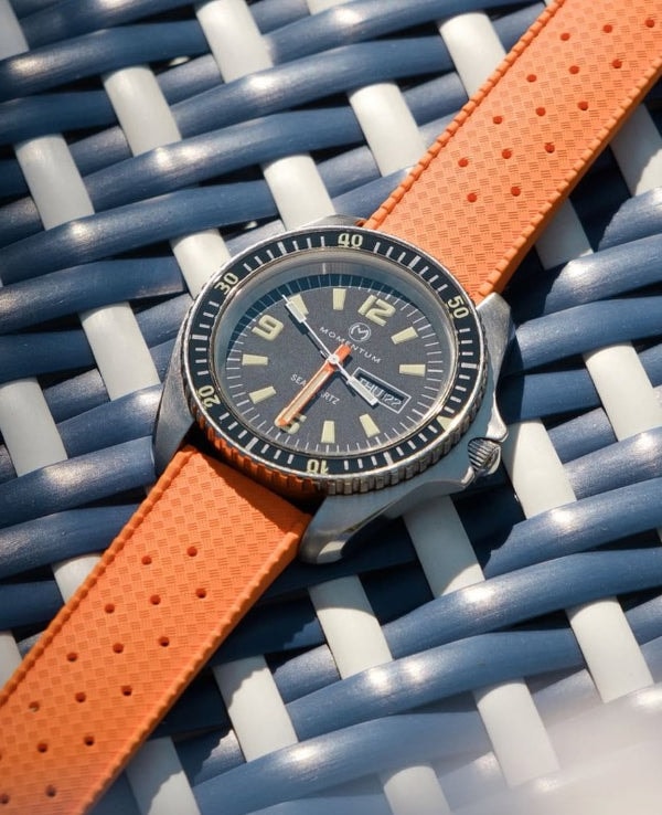 Momentum Watches Sea Quartz 30 Reviews