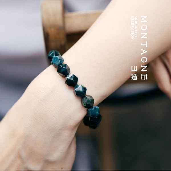 Montagne de Pierre Cut-Edge Moss Agate Bracelet 評論