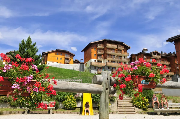 Montagne Vacances R&eacute;sidence les 4 Vall&eacute;es Avis