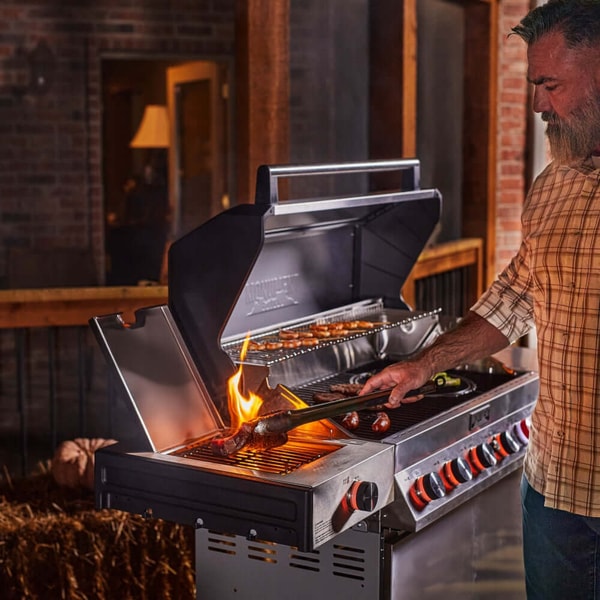 Monument Grills Review