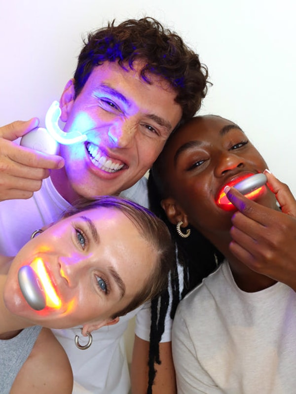 Moon Oral Beauty Platinum Pro Glow Teeth Whitening Device Review