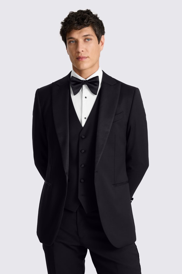 Moss Bros Hire Tailored Fit Black Tuxedo Review