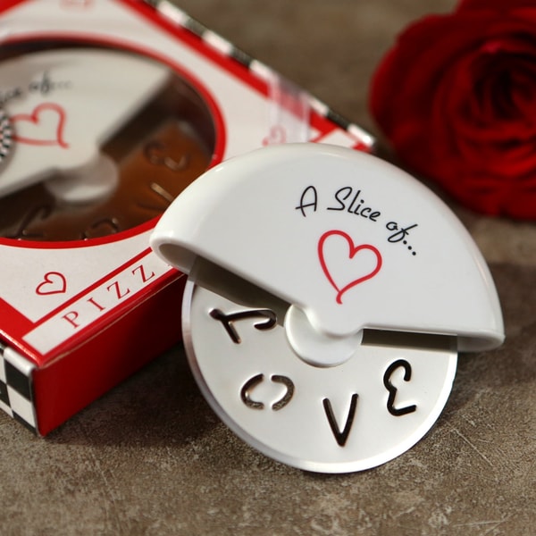 My Wedding Favors Mini Pizza Cutter Favor Review
